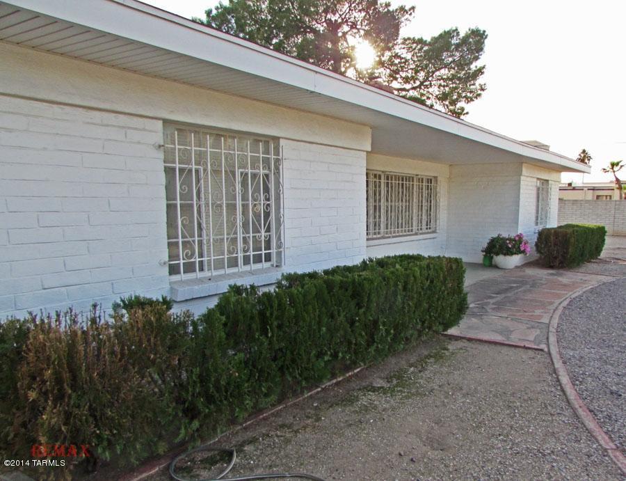 1930 E Lind Rd, Tucson, AZ 85719 photo 4