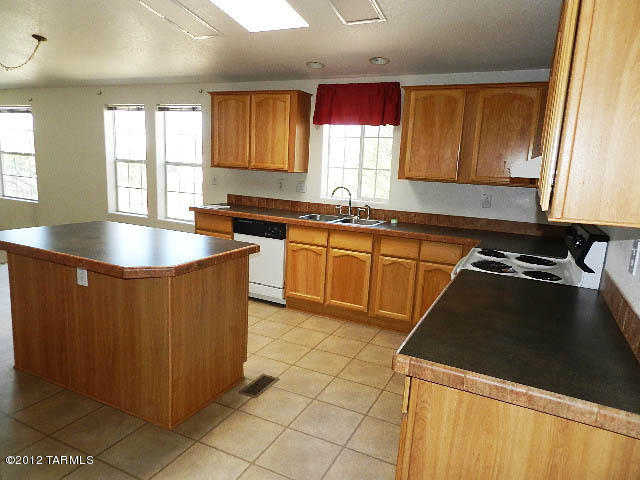 13690 E Blue Cactus Ln, Vail, AZ 85641 photo 11