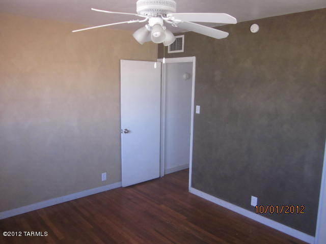 918 E Grant Rd, Tucson, AZ 85719 photo 9