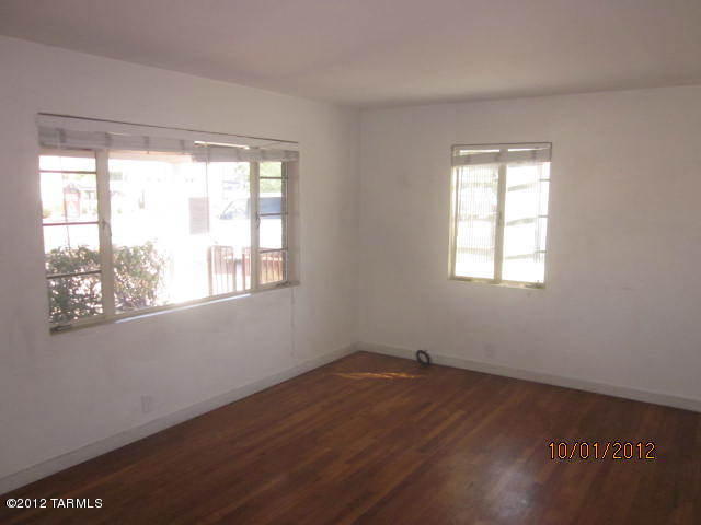 918 E Grant Rd, Tucson, AZ 85719 photo 6