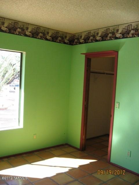 9151 E Showcase Ln, Tucson, AZ 85749 photo 11