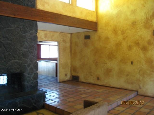 9151 E Showcase Ln, Tucson, AZ 85749 photo 5