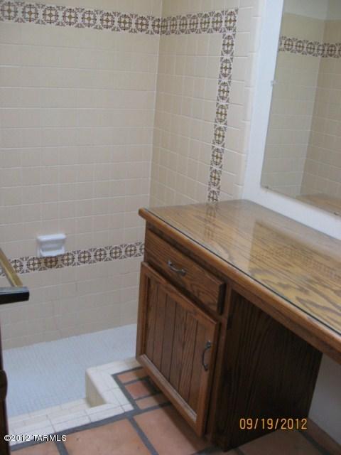 9151 E Showcase Ln, Tucson, AZ 85749 photo 8