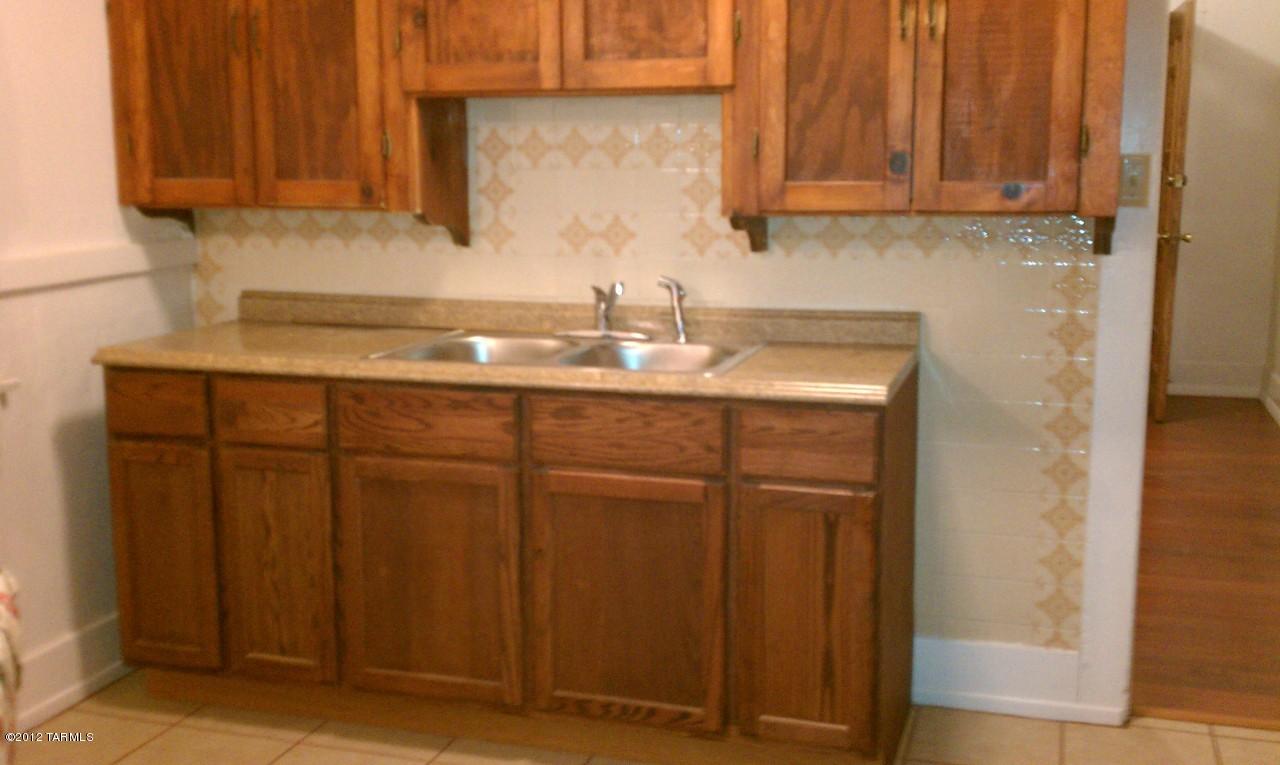 1034 E Miles St, Tucson, AZ 85719 photo 3