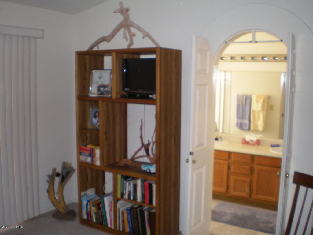 3674 W Thundercloud Loop, Tucson, AZ 85742 photo 15