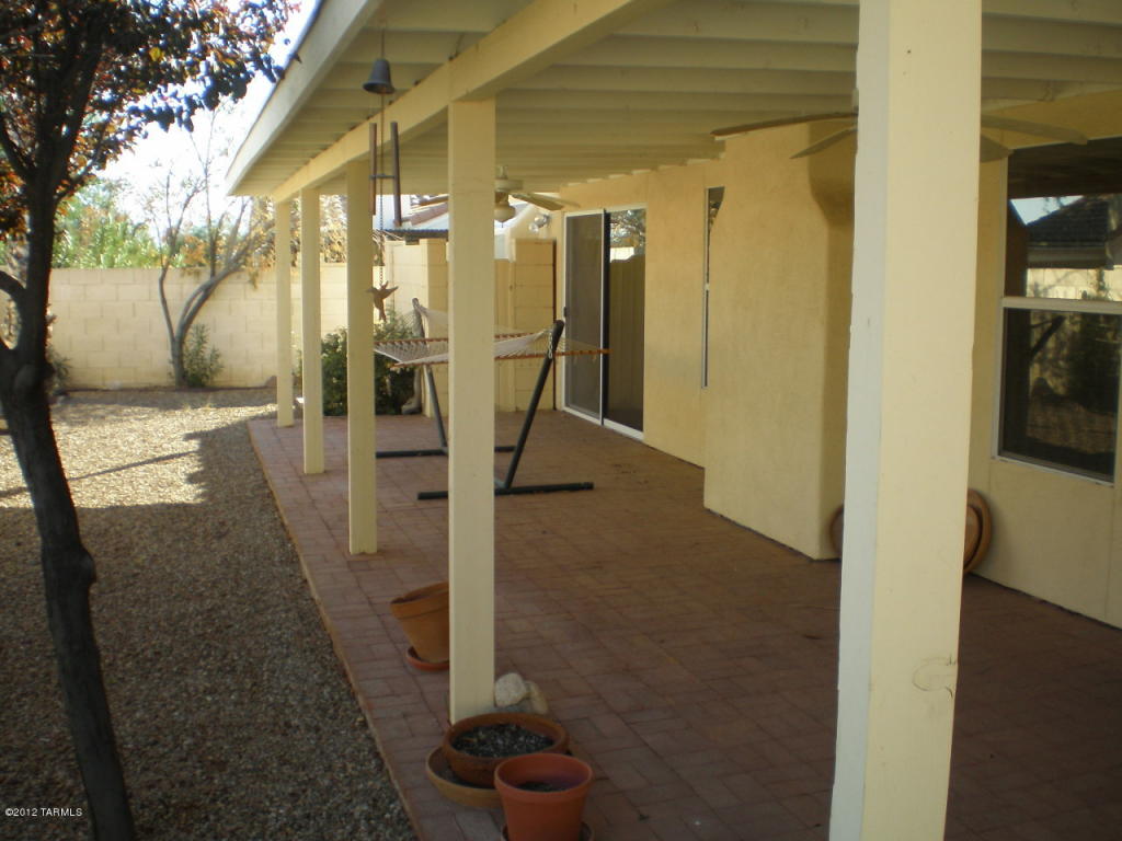 3674 W Thundercloud Loop, Tucson, AZ 85742 photo 2