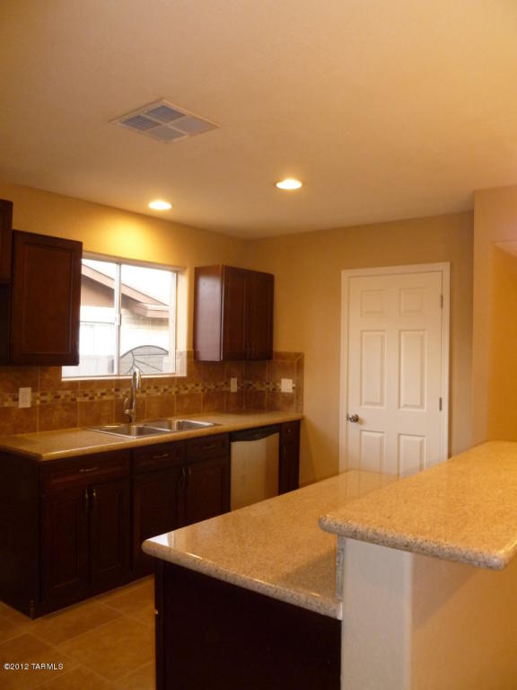 9521 E 5th St, Tucson, AZ 85748 photo 19