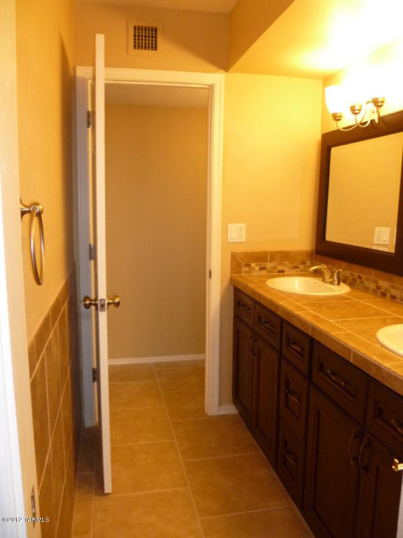 9521 E 5th St, Tucson, AZ 85748 photo 13