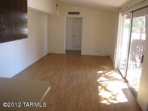 7457 E 18th St, Tucson, AZ 85710 photo 3