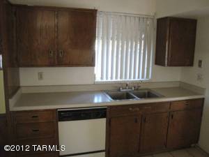 7457 E 18th St, Tucson, AZ 85710 photo 7