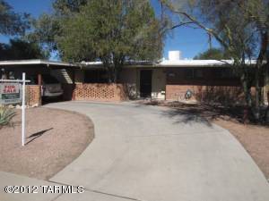 7457 E 18th St, Tucson, AZ 85710 photo 1