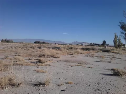 2576 W Briscoe Ln, Willcox, AZ 85643 photo 2