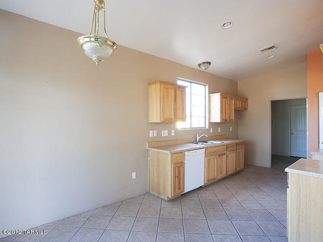 3265 E 28th St, Tucson, AZ 85713 photo 9
