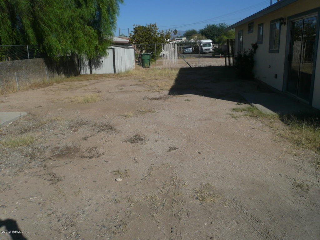 5809 E 24th St, Tucson, AZ 85711 photo 3