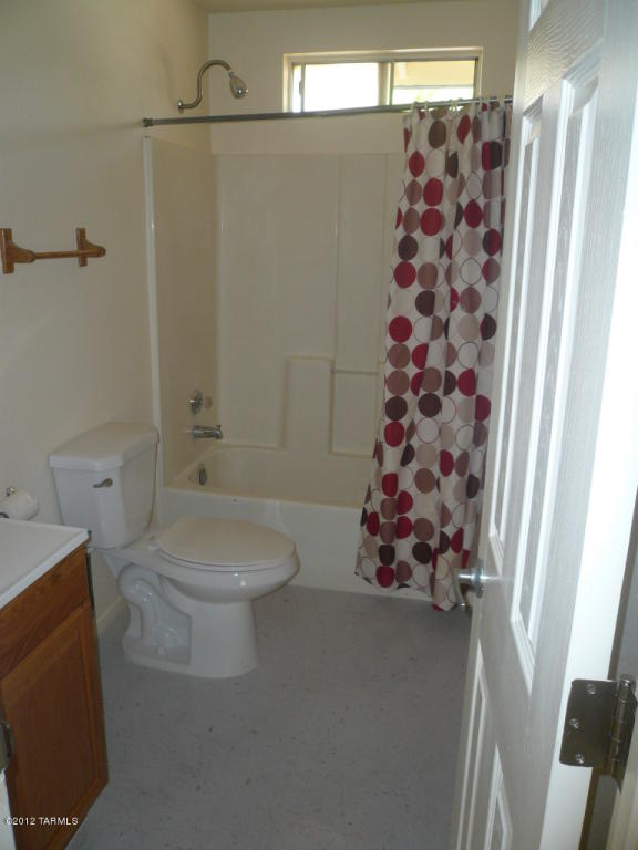 5809 E 24th St, Tucson, AZ 85711 photo 12