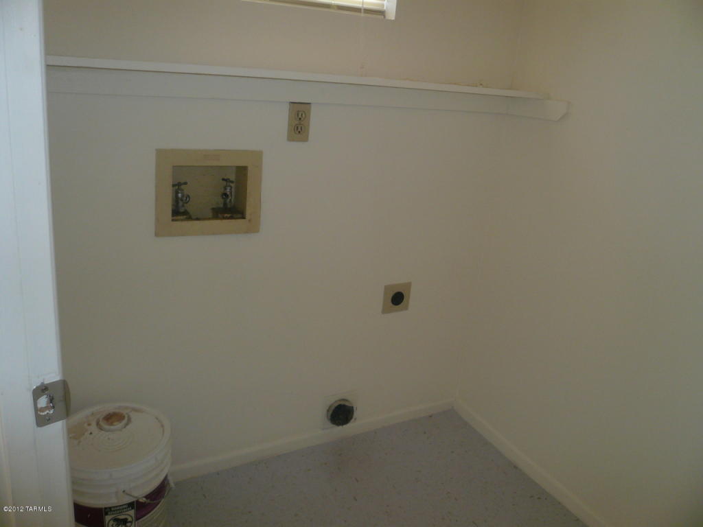 5809 E 24th St, Tucson, AZ 85711 photo 11