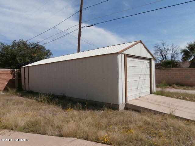 2301 E 9th St, Douglas, AZ 85607 photo 6
