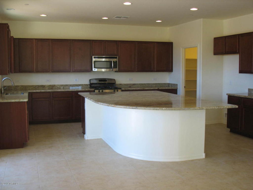 80 E Adytum Pl, Vail, AZ 85641 photo 5