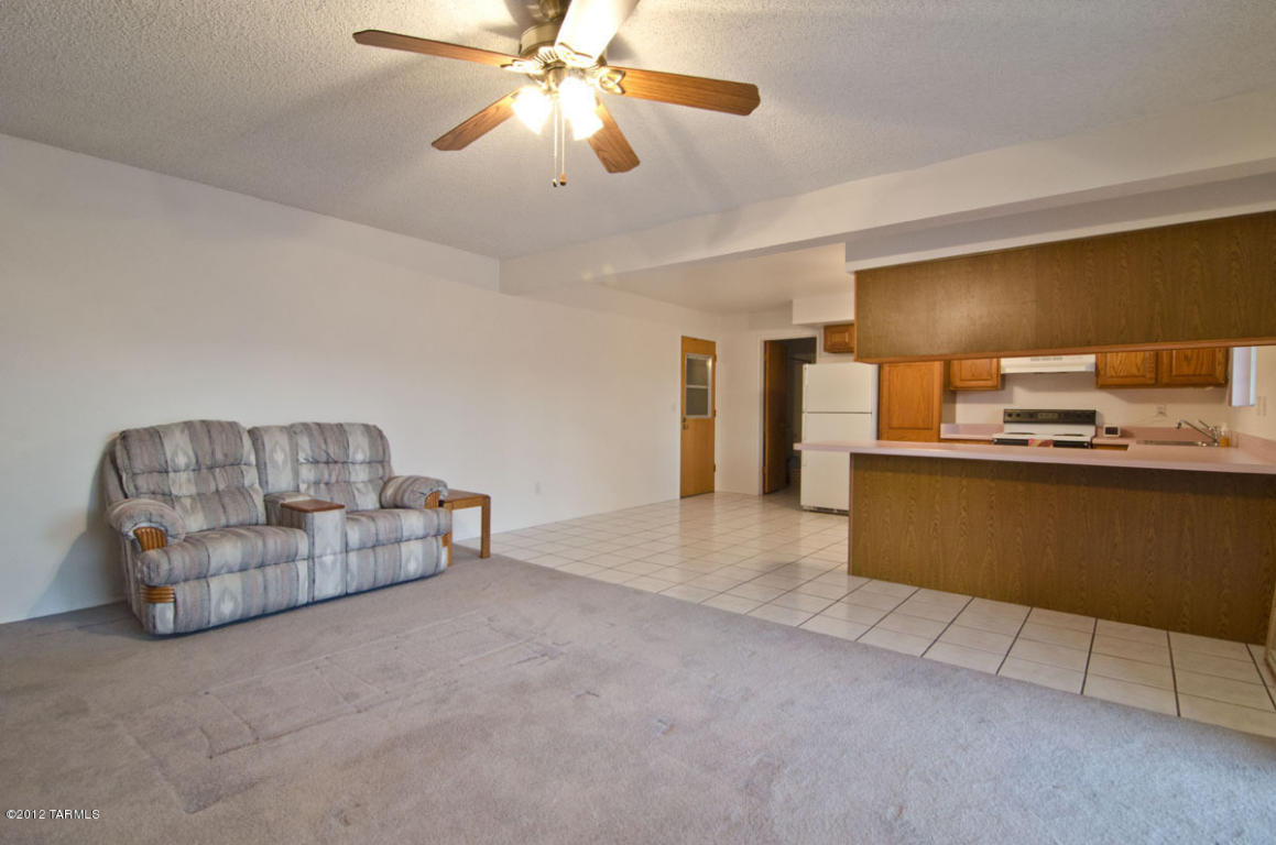 8951 E 3rd, Tucson, AZ 85710 photo 6
