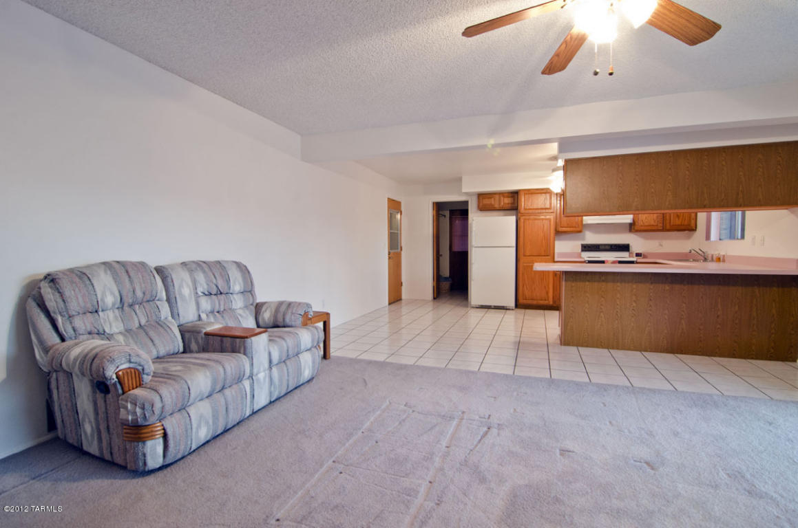 8951 E 3rd, Tucson, AZ 85710 photo 8