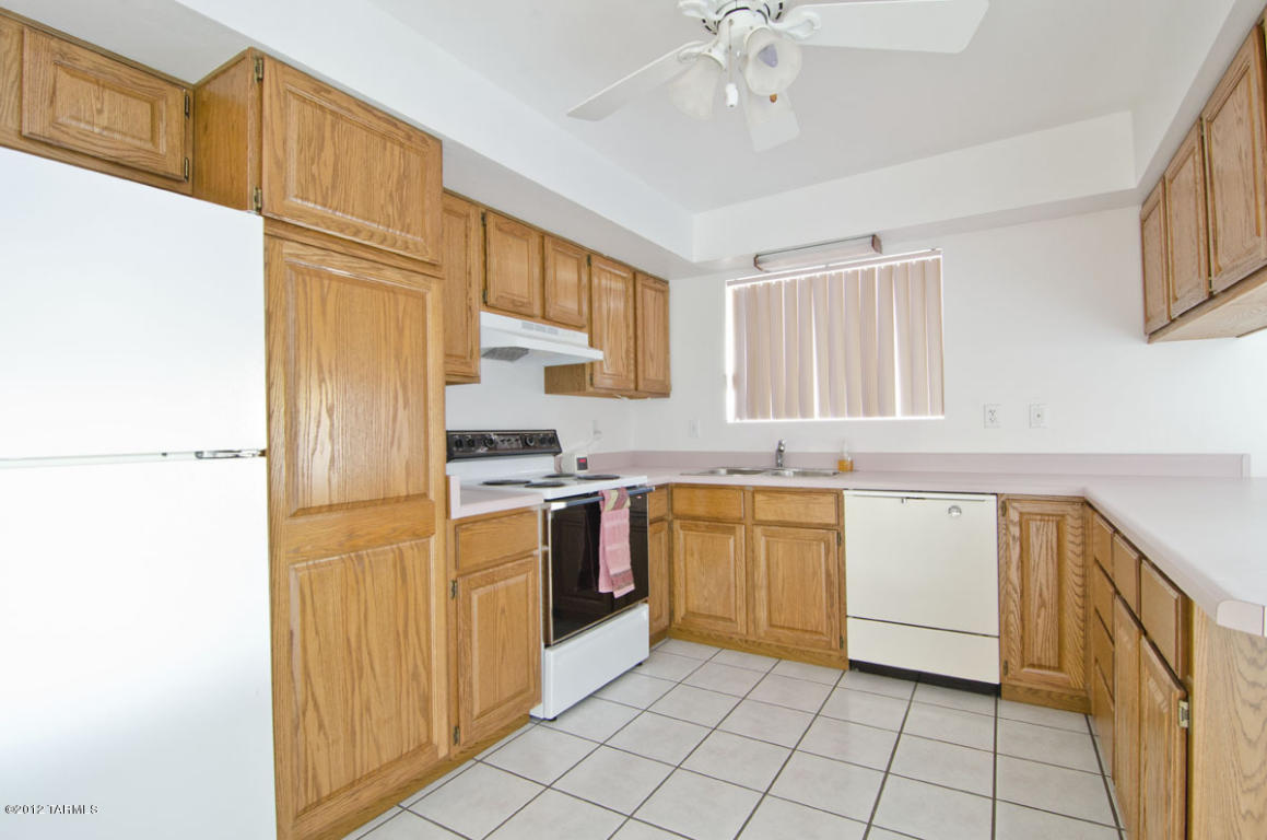8951 E 3rd, Tucson, AZ 85710 photo 5