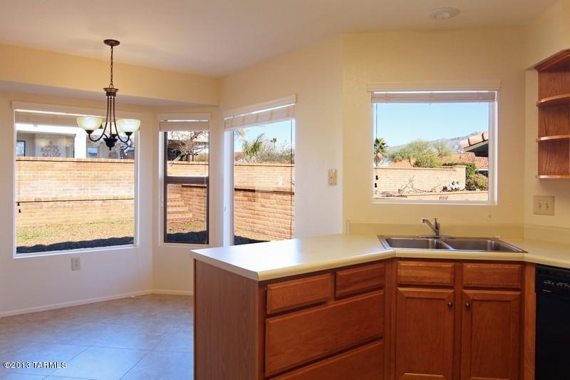 1029 E Boulder Pass St, Oro Valley, AZ 85755 photo 4