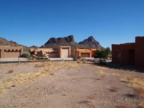 2380 S Triangle X Ln, Tucson, AZ 85713 photo 3