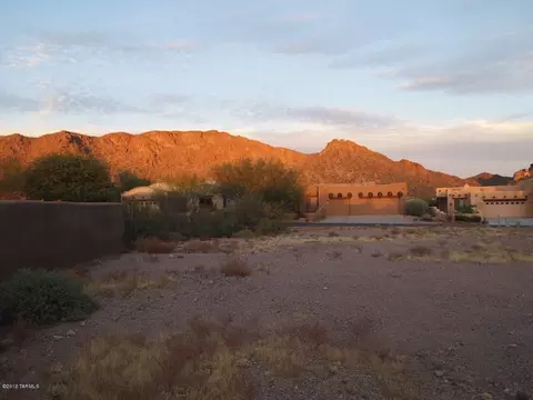 2380 S Triangle X Ln, Tucson, AZ 85713 photo 5