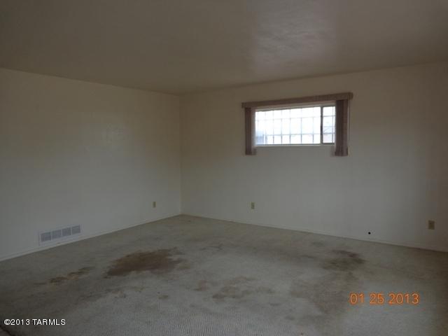 5556 E Mabel St, Tucson, AZ 85712 photo 3