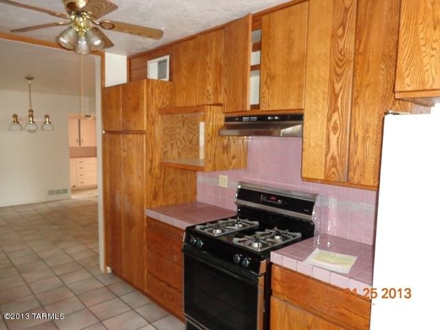 5556 E Mabel St, Tucson, AZ 85712 photo 9