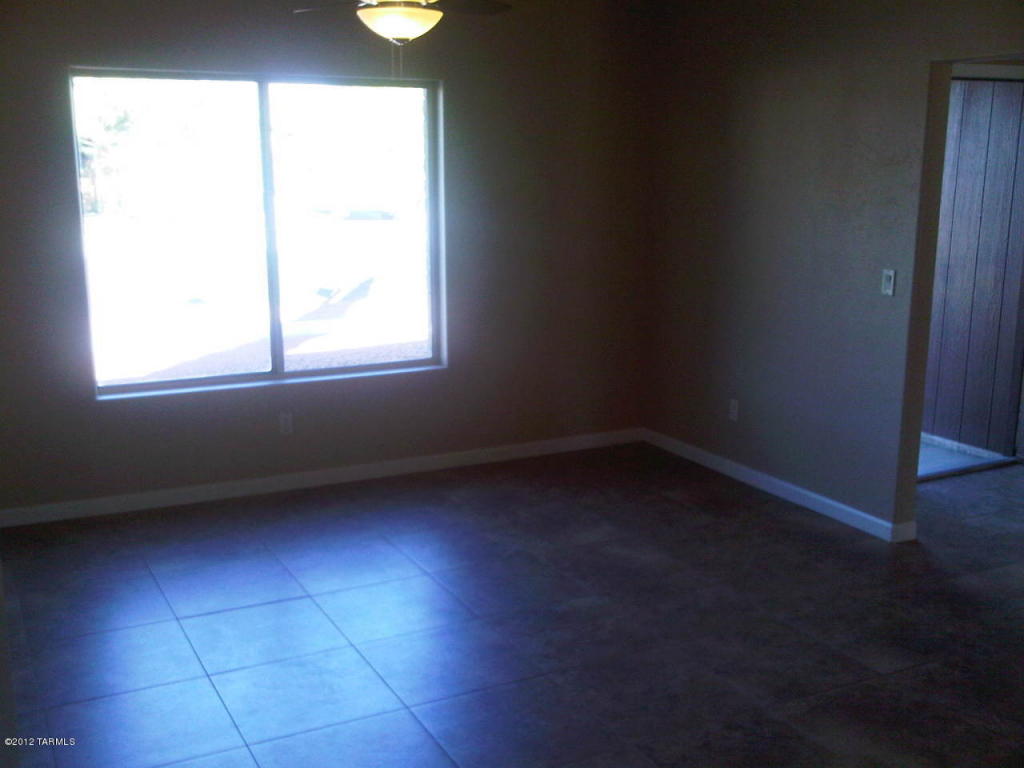 9356 E 5th St, Tucson, AZ 85710 photo 12