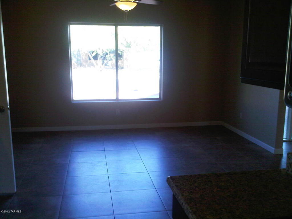 9356 E 5th St, Tucson, AZ 85710 photo 11