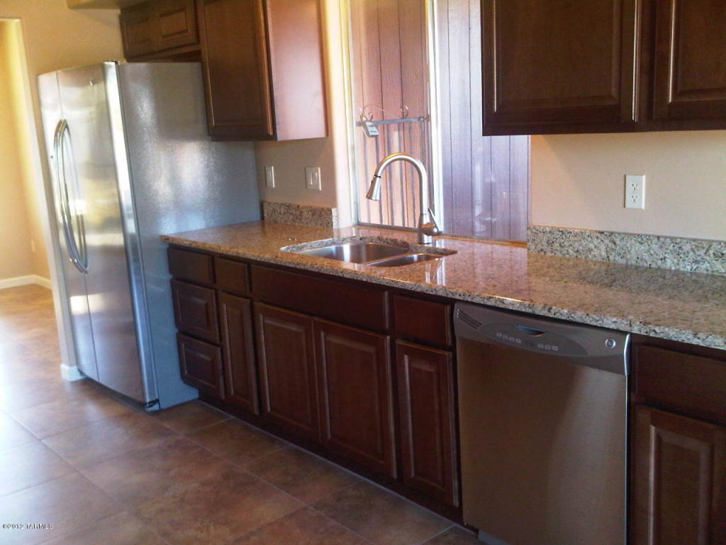 9356 E 5th St, Tucson, AZ 85710 photo 6