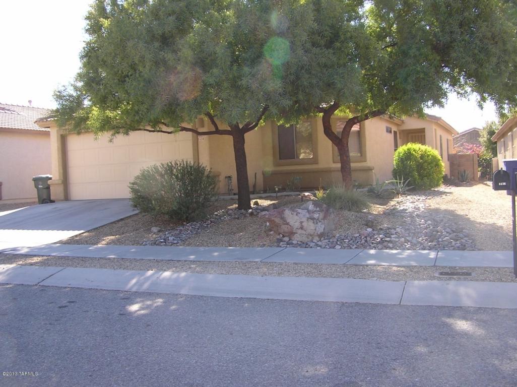 8436 E Sarnoff Ridge Loop, Tucson, AZ 85710 photo 3