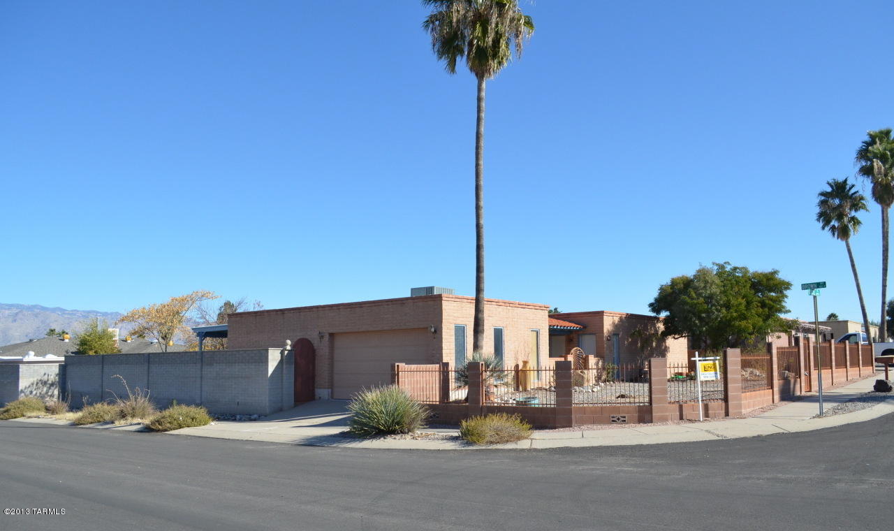 9201 E Visco, Tucson, AZ 85710 photo 32