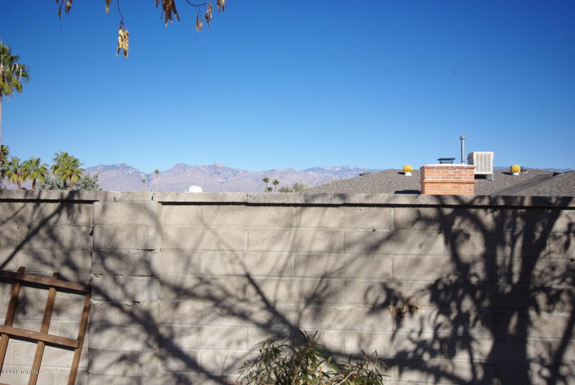 9201 E Visco, Tucson, AZ 85710 photo 37