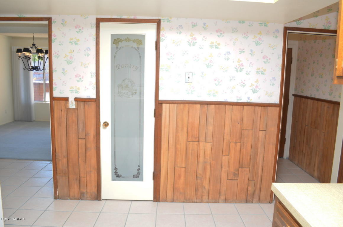 9201 E Visco, Tucson, AZ 85710 photo 25