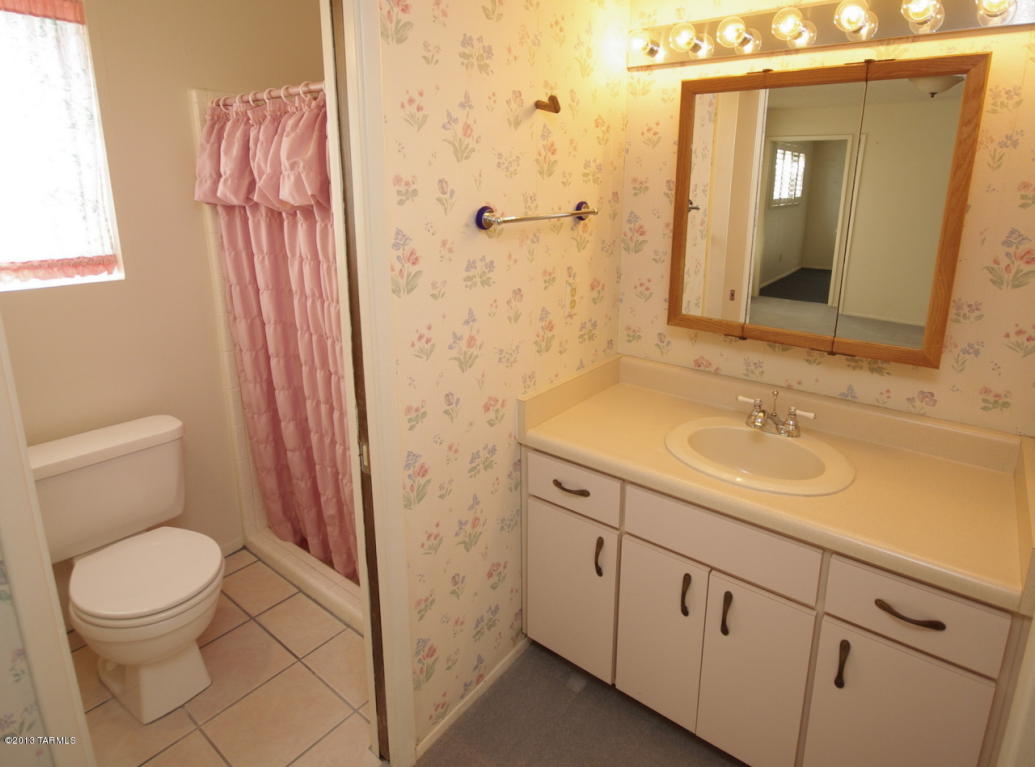 9201 E Visco, Tucson, AZ 85710 photo 28