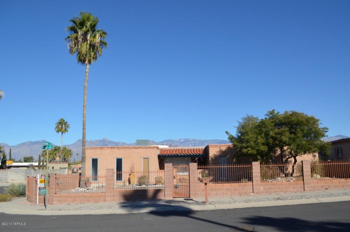 9201 E Visco, Tucson, AZ 85710 photo 1