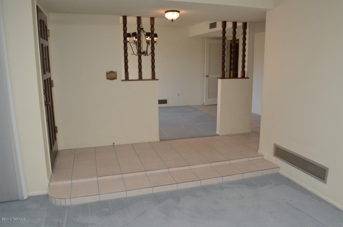 9201 E Visco, Tucson, AZ 85710 photo 20