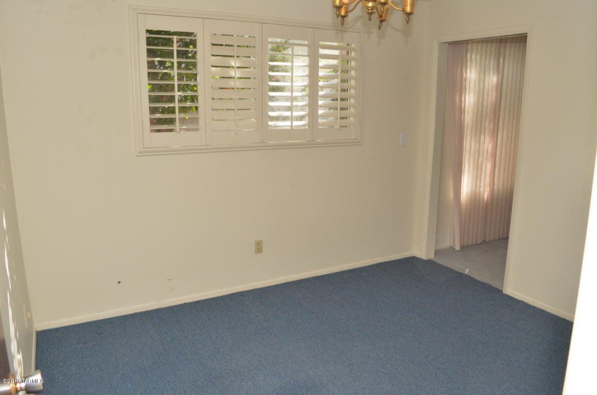 9201 E Visco, Tucson, AZ 85710 photo 9