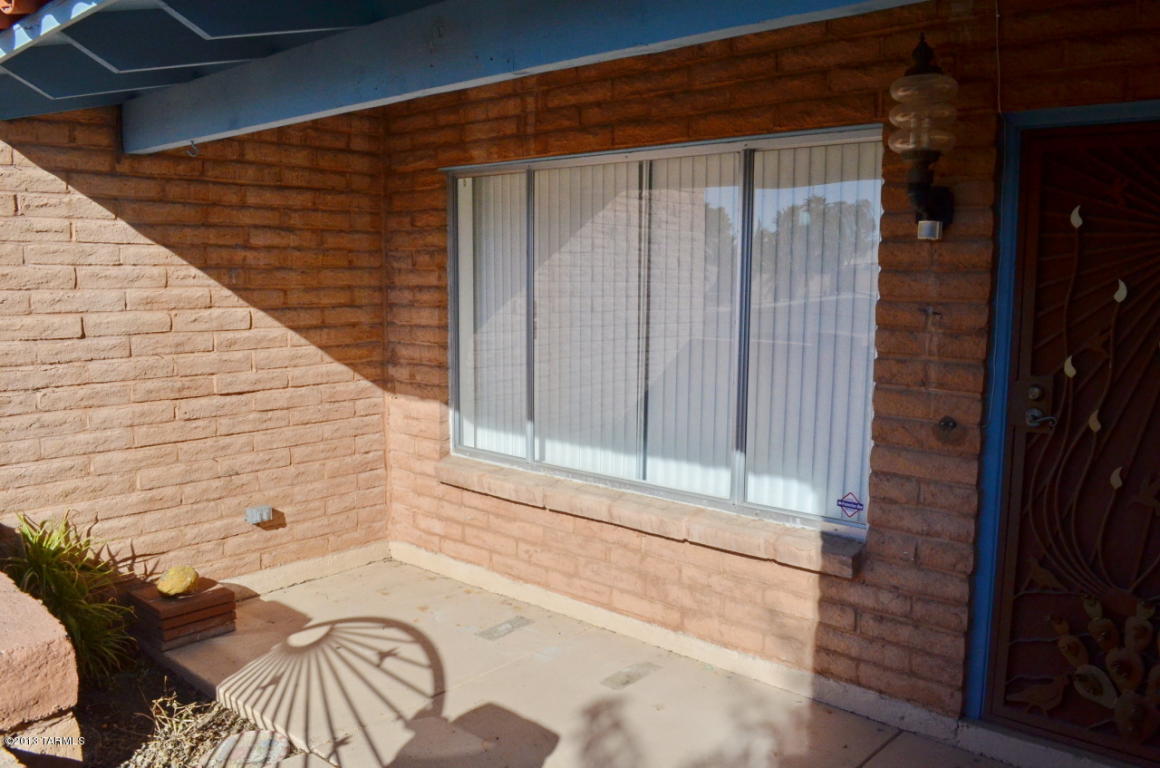 9201 E Visco, Tucson, AZ 85710 photo 16