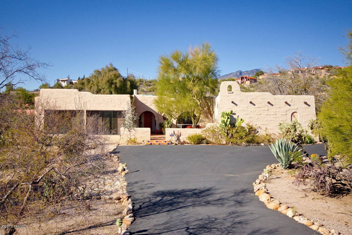 6445 E Red Cloud Dr, Tucson, AZ 85750 photo 2
