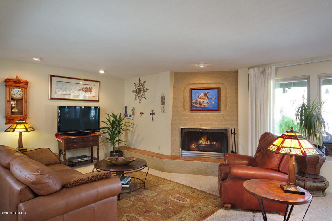 6445 E Red Cloud Dr, Tucson, AZ 85750 photo 8