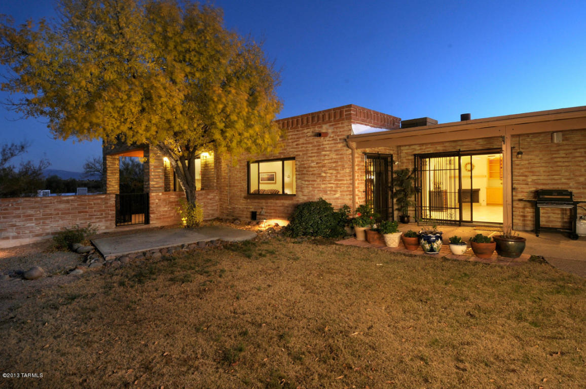 1315 E Thunderhead Cir, Tucson, AZ 85718 photo 18