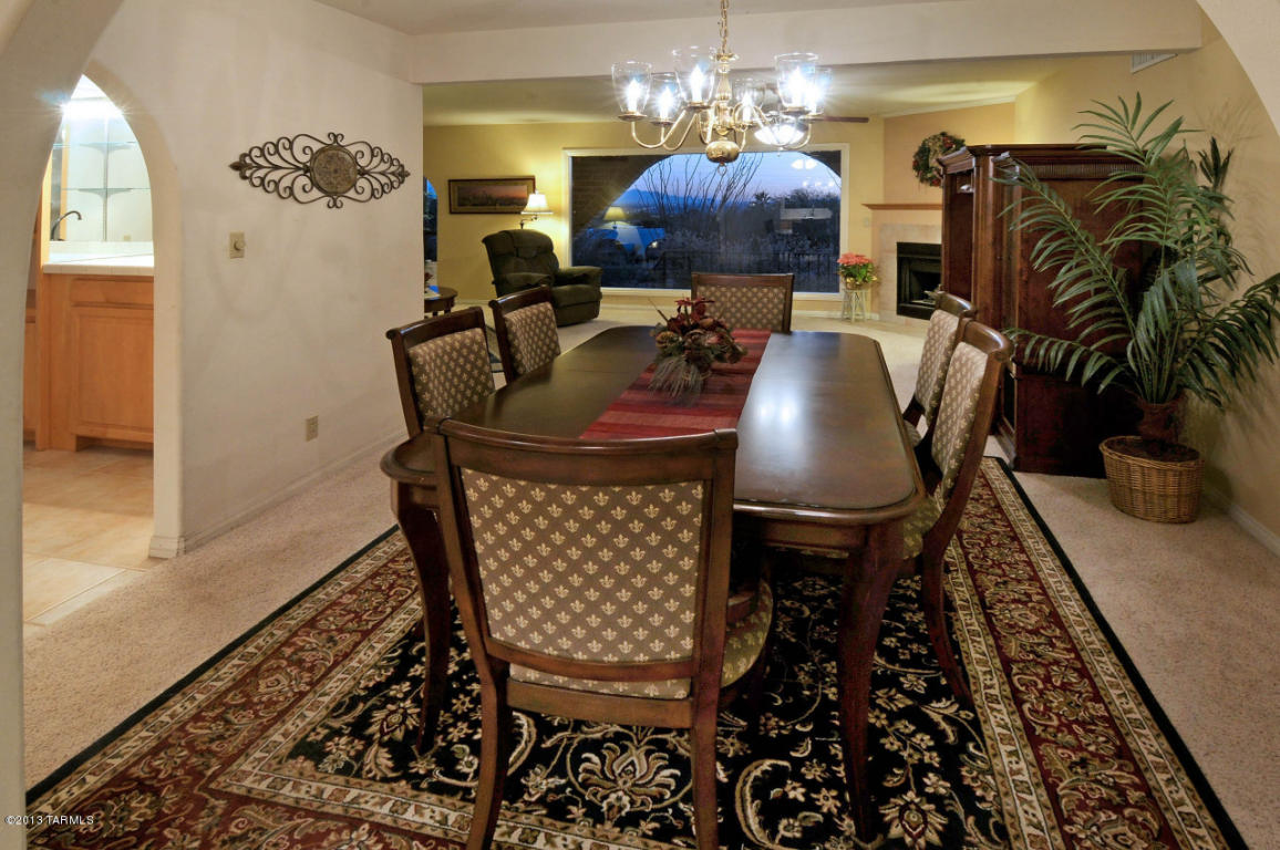 1315 E Thunderhead Cir, Tucson, AZ 85718 photo 3
