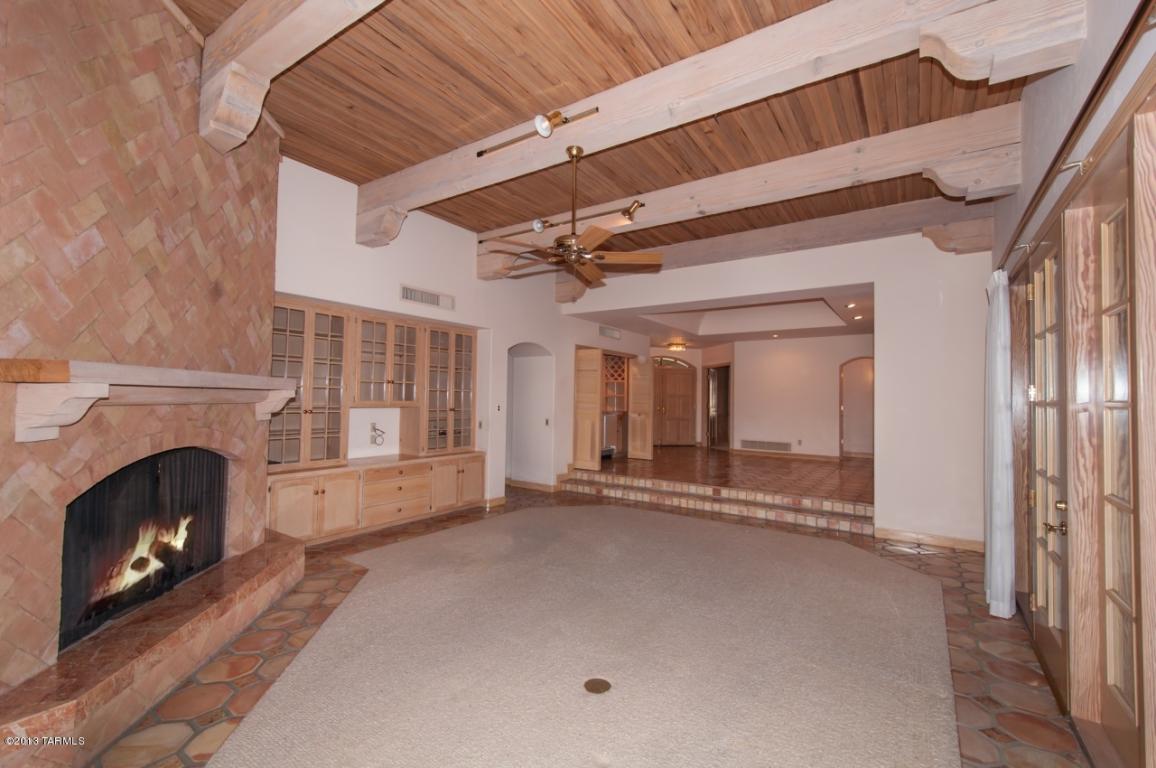 5630 E Binghampton Dr, Tucson, AZ 85712 photo 7