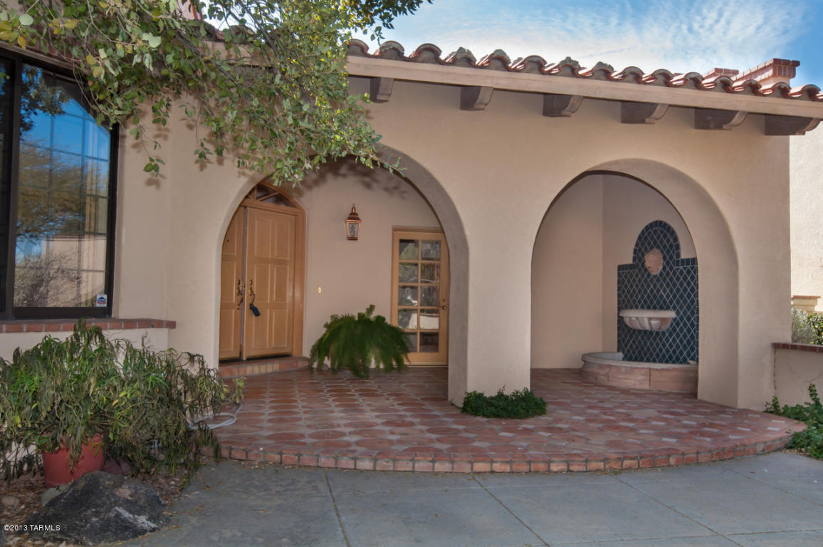 5630 E Binghampton Dr, Tucson, AZ 85712 photo 3