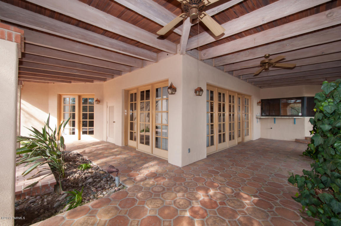5630 E Binghampton Dr, Tucson, AZ 85712 photo 25