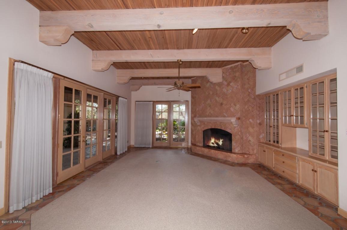 5630 E Binghampton Dr, Tucson, AZ 85712 photo 6